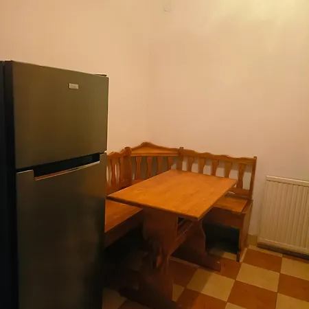 Guest house Dom Wypoczynkowy Szymanowka Ochotnica Gorna
