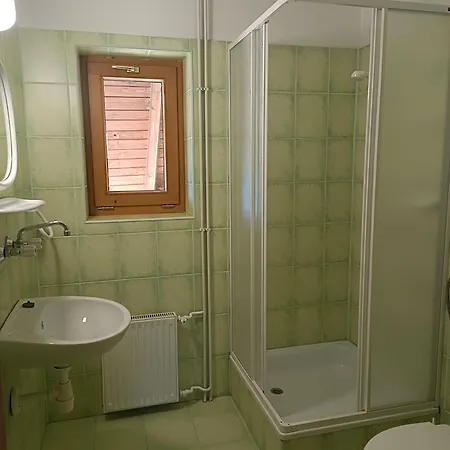 Dom Wypoczynkowy Szymanowka Guest house Ochotnica Gorna
